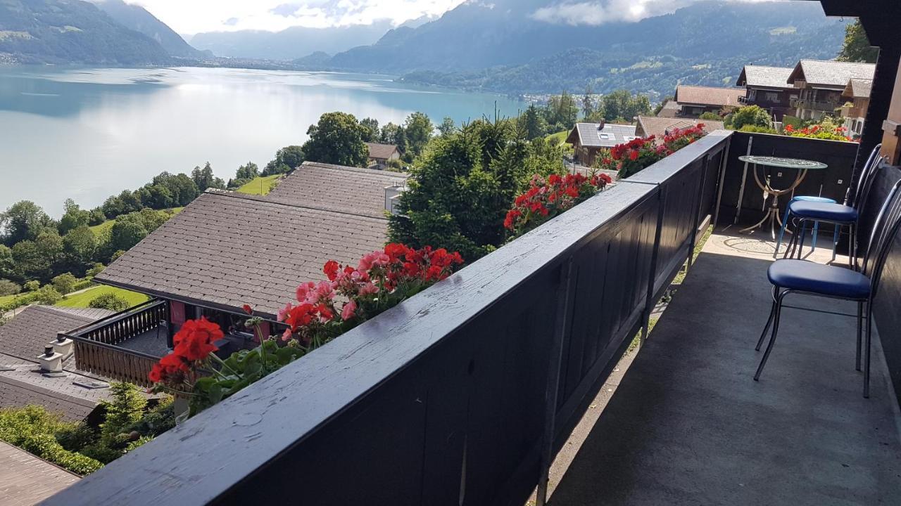 Traumhaftes Chalet Mit Seesicht Krattigen Kültér fotó