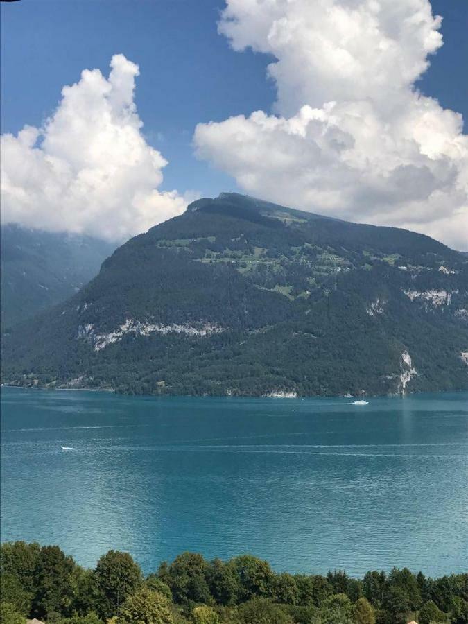 Traumhaftes Chalet Mit Seesicht Krattigen Kültér fotó